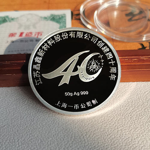制作周年徽章什么材質(zhì)好